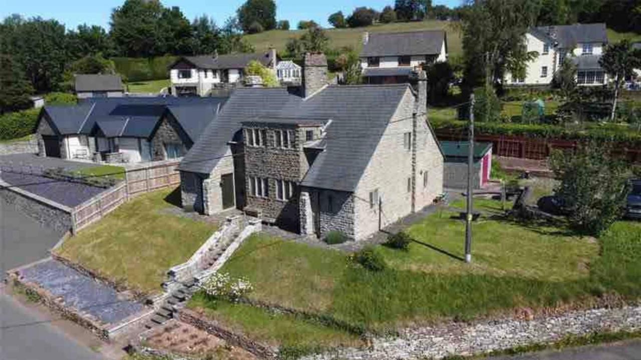 Cosy Arts & Crafts Cottage With Stunning Views Brecon Buitenkant foto