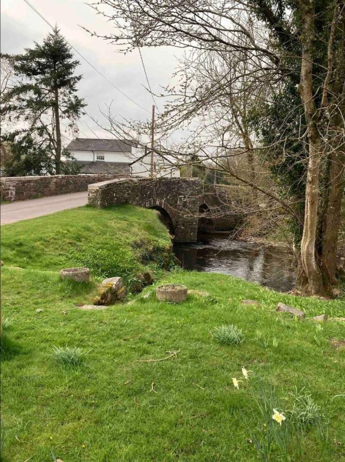 Cosy Arts & Crafts Cottage With Stunning Views Brecon Buitenkant foto